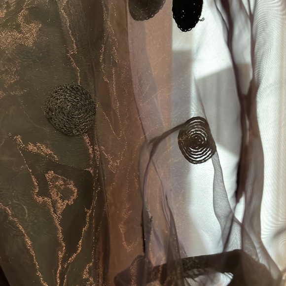 Zara sheer poof short sleeve polka-dot blouse with toe/bow. Black XS - Picture 6 of 8